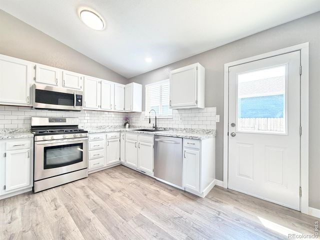 183 Calabria Drive, Windsor, CO 80550