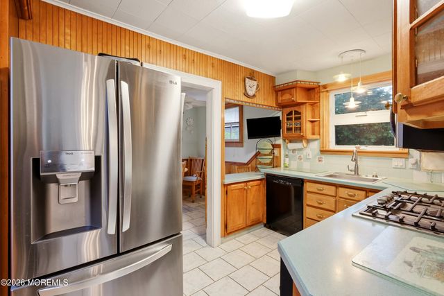 73 2nd Street, Keyport, NJ 07735