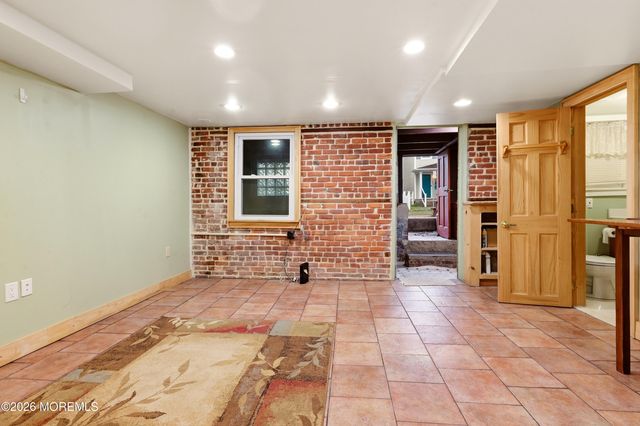 73 2nd Street, Keyport, NJ 07735