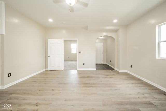 922 Spring Street, New Castle, IN 47362