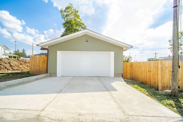 922 Spring Street, New Castle, IN 47362