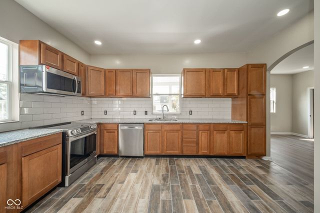 922 Spring Street, New Castle, IN 47362