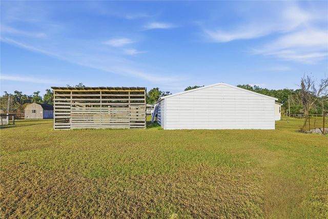 3115 W HIGHWAY 329, Reddick, FL 32686