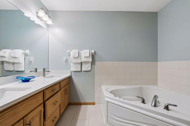 1648 Cohansey Street, Saint Paul, MN 55117