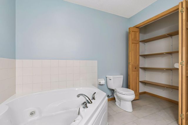 1648 Cohansey Street, Saint Paul, MN 55117