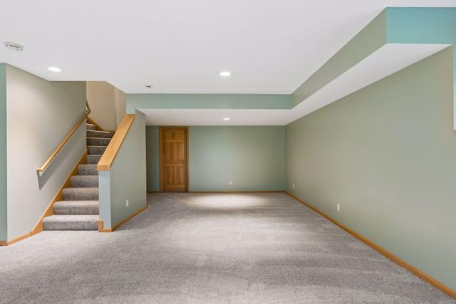 1648 Cohansey Street, Saint Paul, MN 55117