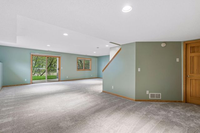 1648 Cohansey Street, Saint Paul, MN 55117
