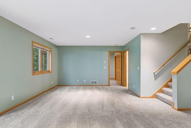 1648 Cohansey Street, Saint Paul, MN 55117
