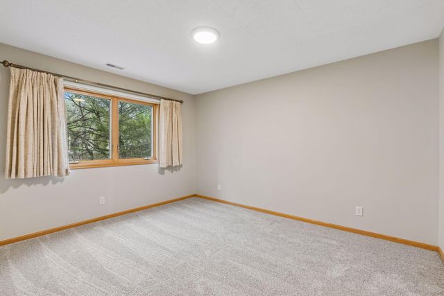 1648 Cohansey Street, Saint Paul, MN 55117
