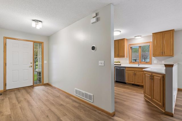 1648 Cohansey Street, Saint Paul, MN 55117