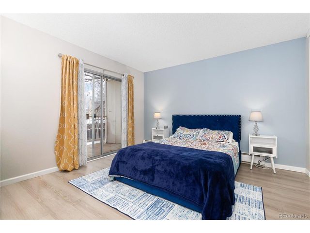 5770 E Warren Ave 213, Denver, CO 80222