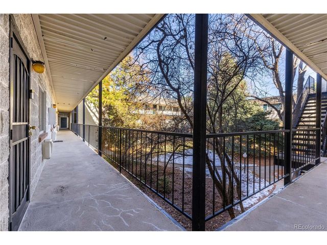 5770 E Warren Ave 213, Denver, CO 80222