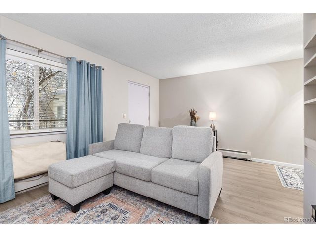 5770 E Warren Ave 213, Denver, CO 80222