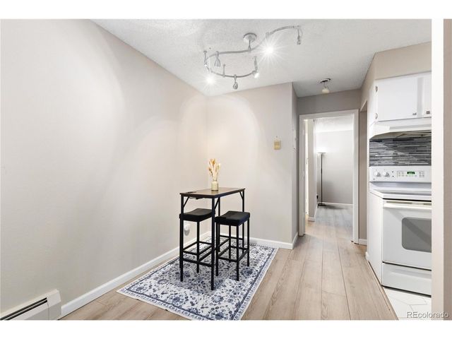 5770 E Warren Ave 213, Denver, CO 80222