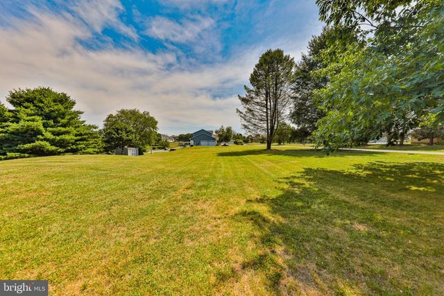 1639 ASHLEY CT, Kutztown, PA 19530