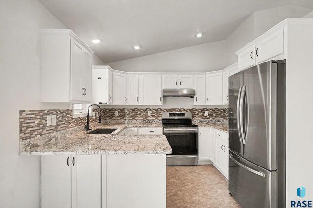 7217 W Strabane St Street, Sioux Falls, SD 57106