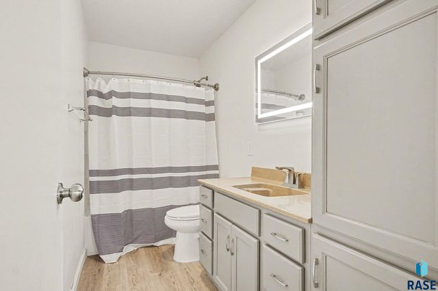 7217 W Strabane St Street, Sioux Falls, SD 57106