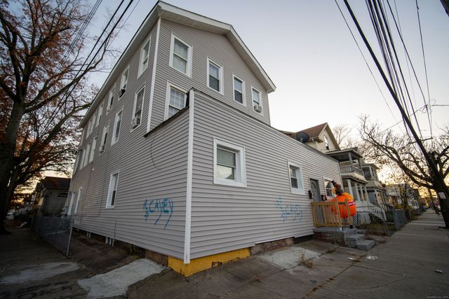 148 Rosette Street, New Haven, CT 06519