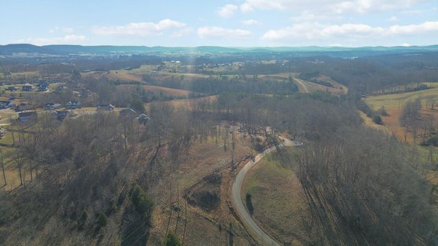 68 Hollow Creek Drive, Somerset, KY 42503