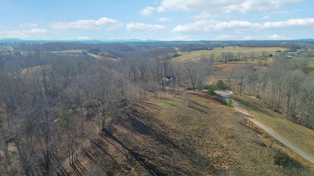 68 Hollow Creek Drive, Somerset, KY 42503