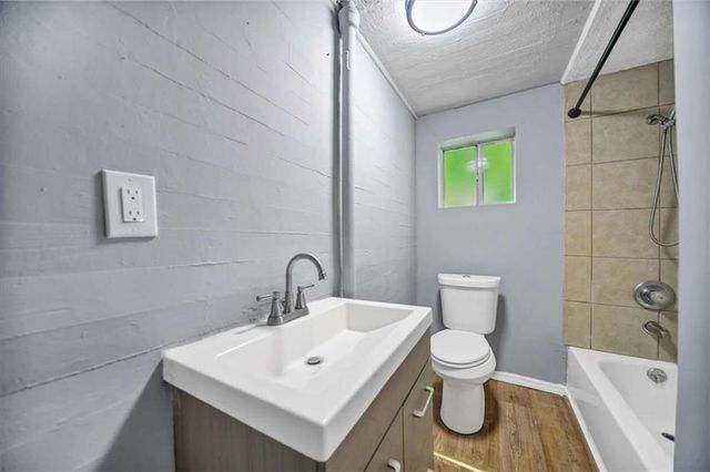 215 NE Smith Street NE, Rome, GA 30161