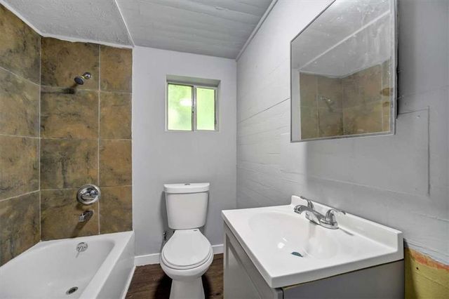 215 NE Smith Street NE, Rome, GA 30161
