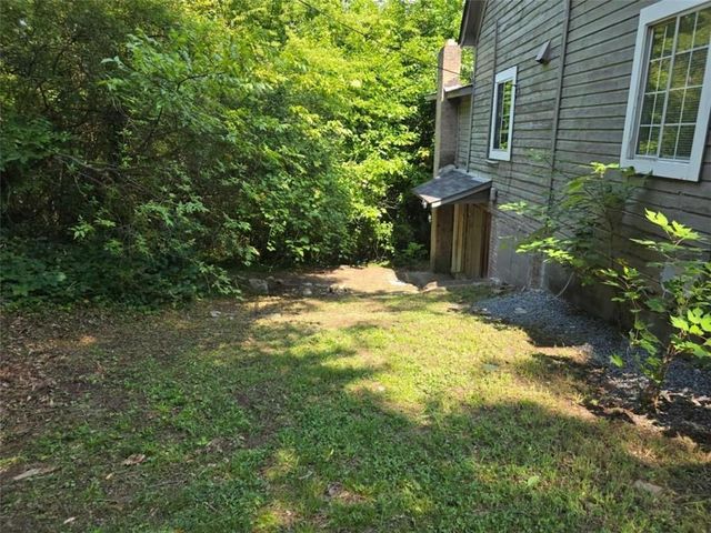 215 NE Smith Street NE, Rome, GA 30161