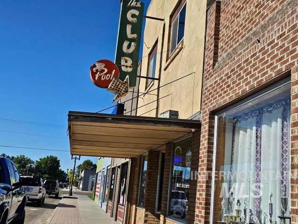109 N Plymouth Ave, New Plymouth, ID 83655