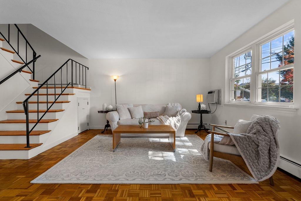 232 Rock St 232, Norwood, MA 02062