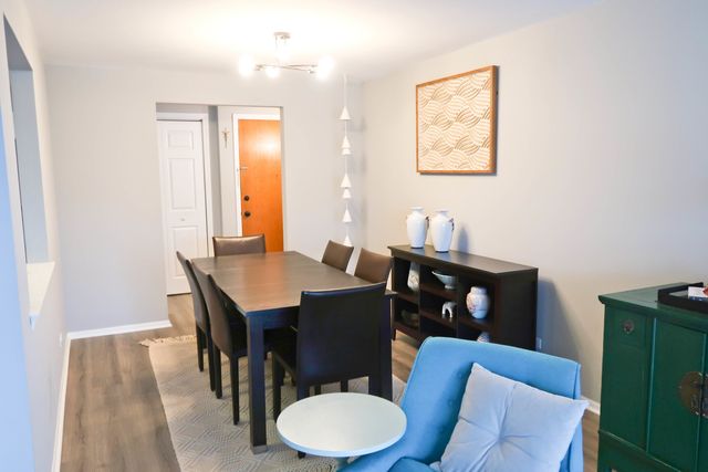 6526 W Irving Park Road 608, Chicago, IL 60634