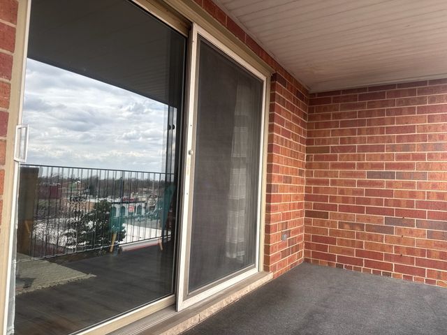 6526 W Irving Park Road 608, Chicago, IL 60634