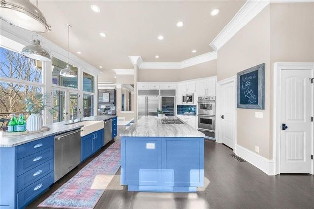 5610 Point West Drive, Oakwood, GA 30566