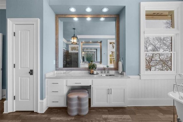 5610 Point West Drive, Oakwood, GA 30566