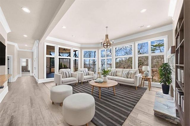 5610 Point West Drive, Oakwood, GA 30566