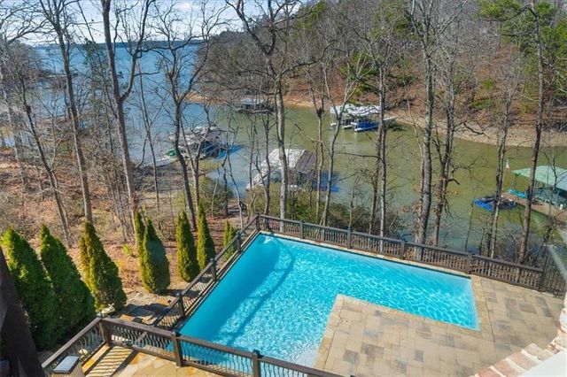 5610 Point West Drive, Oakwood, GA 30566