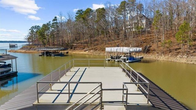 5610 Point West Drive, Oakwood, GA 30566