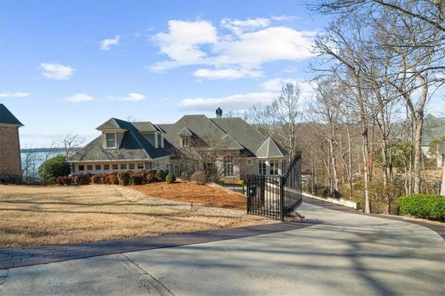 5610 Point West Drive, Oakwood, GA 30566