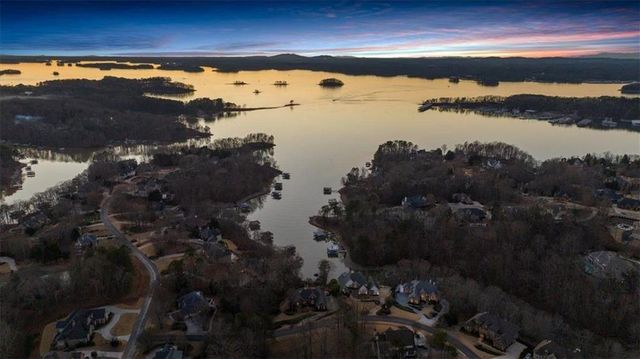 5610 Point West Drive, Oakwood, GA 30566