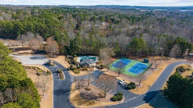 5610 Point West Drive, Oakwood, GA 30566