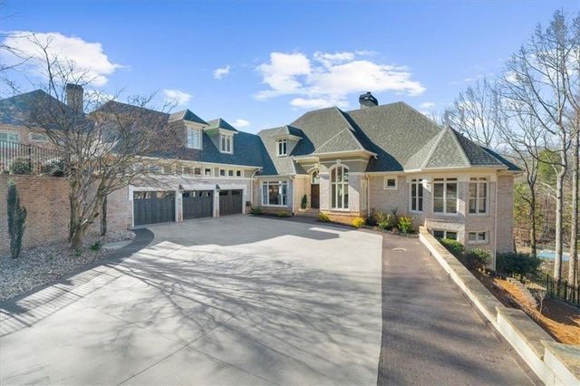 5610 Point West Drive, Oakwood, GA 30566