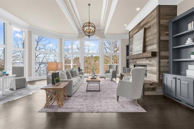 5610 Point West Drive, Oakwood, GA 30566