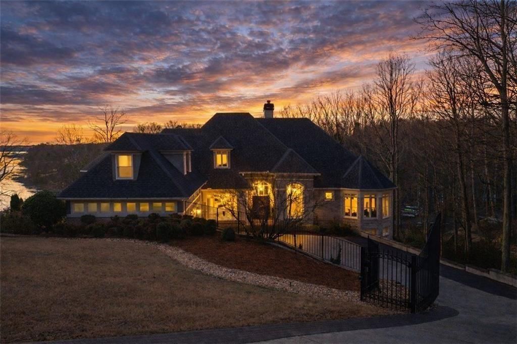 5610 Point West Drive, Oakwood, GA 30566