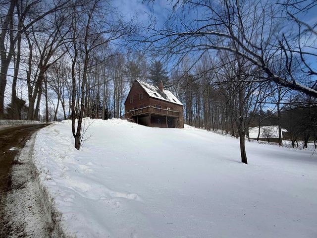 60 Irish Lane, Wallingford, VT 05773