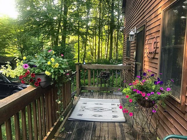 60 Irish Lane, Wallingford, VT 05773