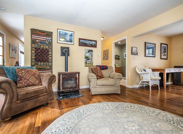 60 Irish Lane, Wallingford, VT 05773