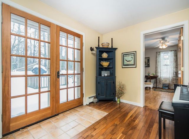 60 Irish Lane, Wallingford, VT 05773