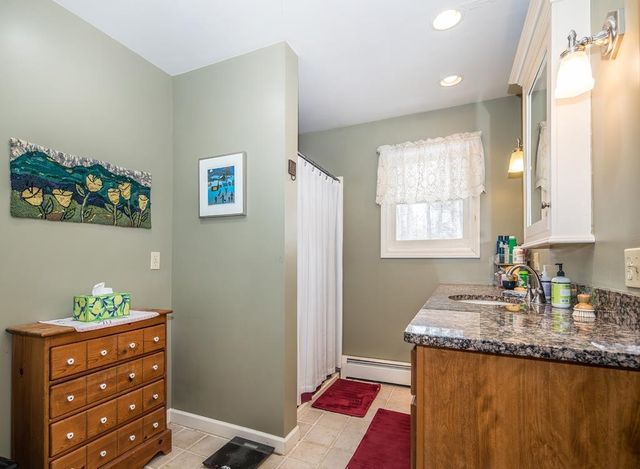 60 Irish Lane, Wallingford, VT 05773