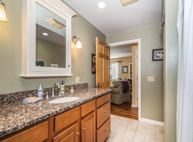 60 Irish Lane, Wallingford, VT 05773