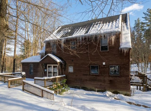 60 Irish Lane, Wallingford, VT 05773