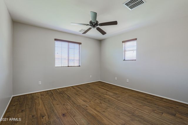3551 E TULSA Street, Gilbert, AZ 85295